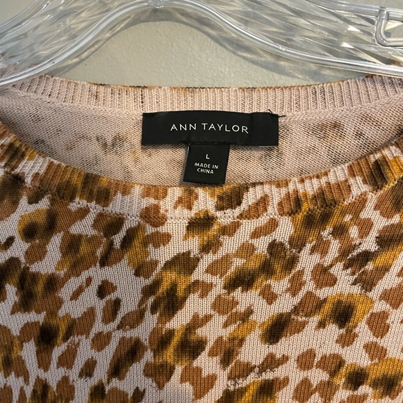 Ann Taylor Leopard Print Crewneck Sweater, Large - Picture 4 of 6